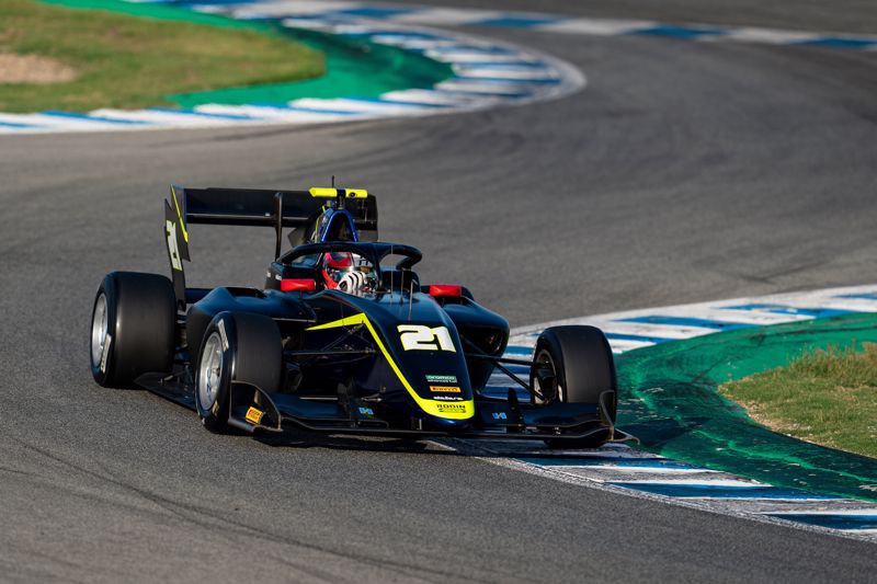 Voisin and Esterson impress in FIA F3 testing
