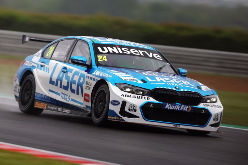 BTCC Snetterton Qualifying: Hill masters drying track for pole