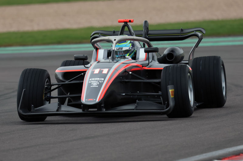 VIDEO: Tatuus MSV GB3-025 cars on track at Donington Park