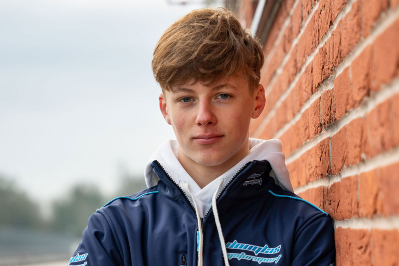 Luke Hilton joins forces with Douglas Motorsport for maiden single-seater campaign in GB4