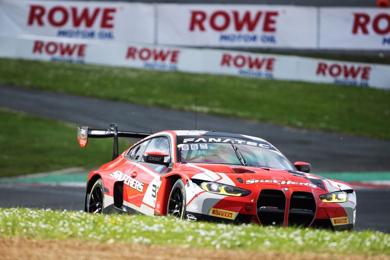 GT World Challenge: Vanthoor and Weerts take opening Brands Hatch victory