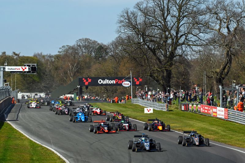 How to follow GB3's Oulton Park opener