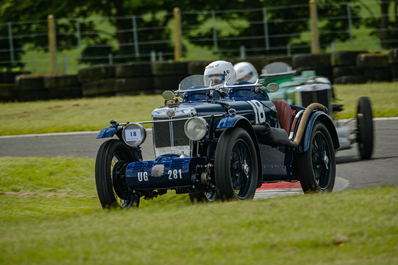 2025 Vintage Sports Car Club events at Donington Park and Cadwell Park on sale now!