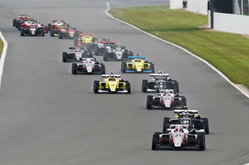 Watch the Silverstone GB3 races again here
