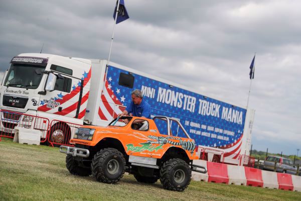 =Mini Monster Trucks