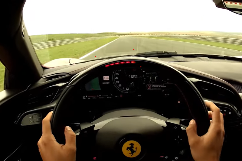 Video: Ferrari SF90 at Circuito de Navarra 