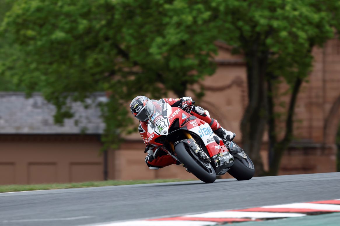 Irwin stays ahead of O’Halloran in Free Practice one at Oulton Park