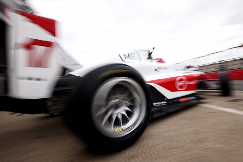 GB4 Silverstone test day one: Fortec registers new record time 