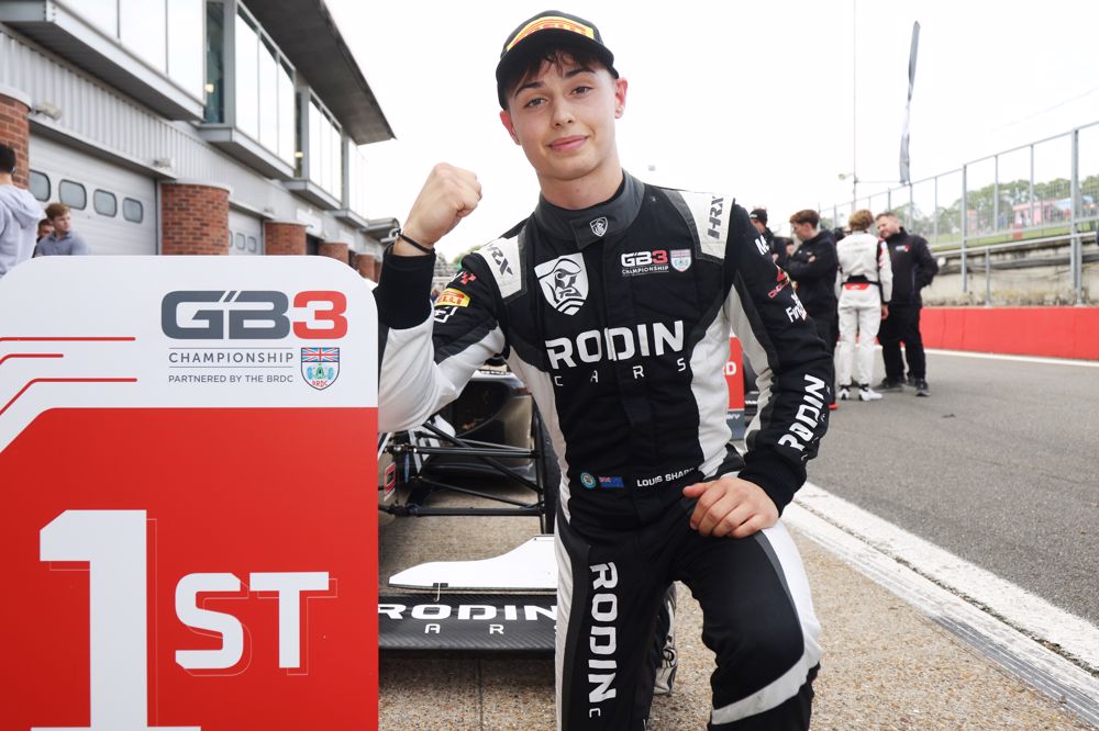 Sharp edges closer to GB3 title with fifth 2024 win in Brands Hatch race two 