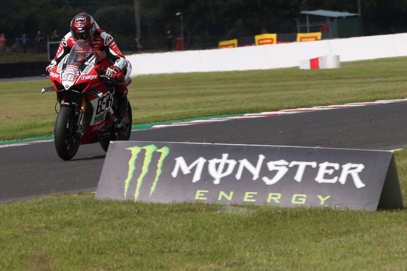 Bridewell moves ahead in Oulton Park warm up