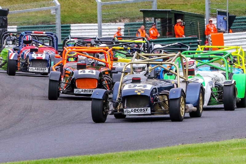 Caterhams take over Cadwell Park this weekend!