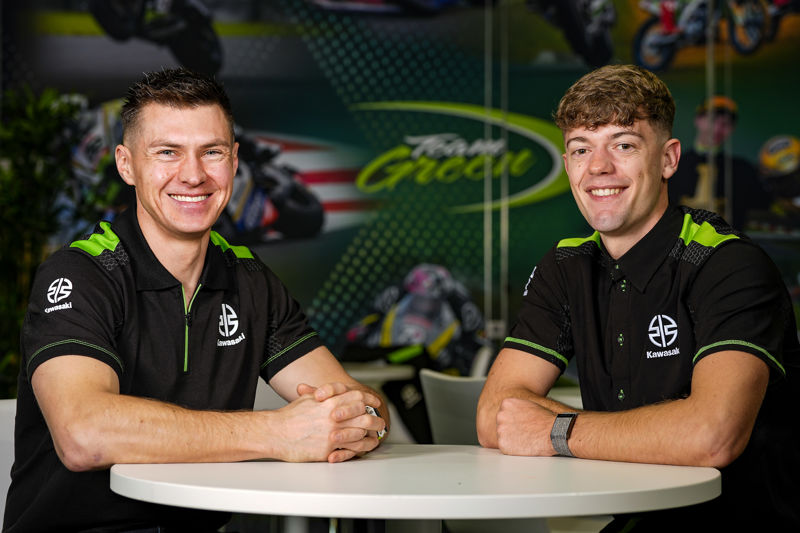 Iddon goes green and joins Cook at AJN Steelstock Kawasaki for 2025 