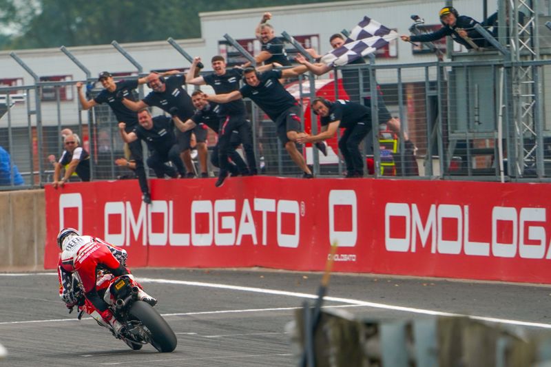 Bridewell wins race three at Oulton Park as BeerMonster Ducati teammates separated by 0.5 points