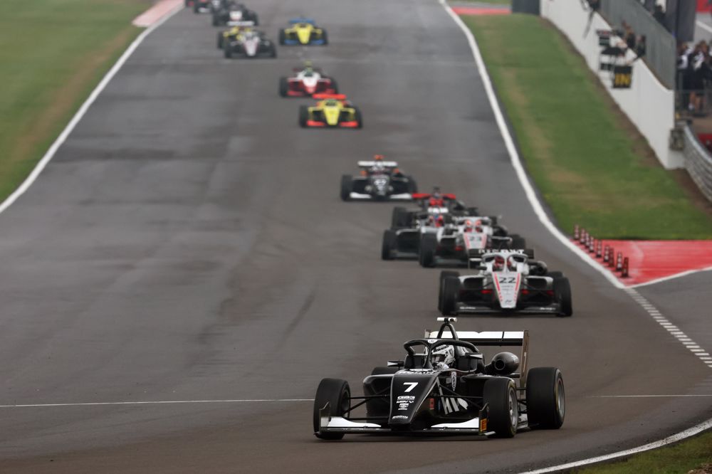 Sharp strengthens title charge with victory in Donington Park GB3 race one 