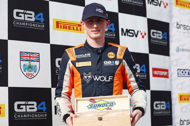 Returning McNeilly claims Donington Park's Sunoco Fastest Driver of the Weekend Award