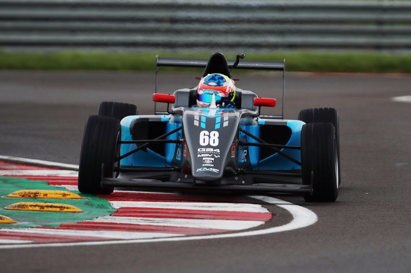 GB4 testing day two: Burgoyne tops Thursday at Donington Park 