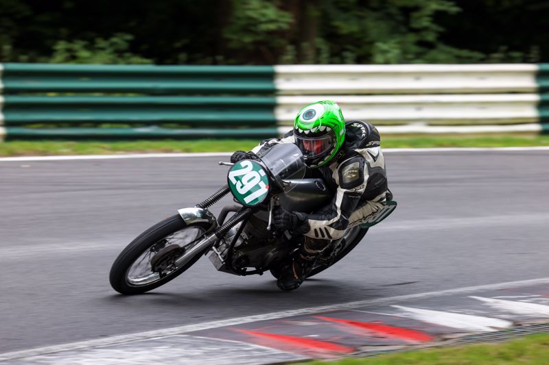 British Historic Racing Club brings vintage two wheel action to Cadwell Park this weekend
