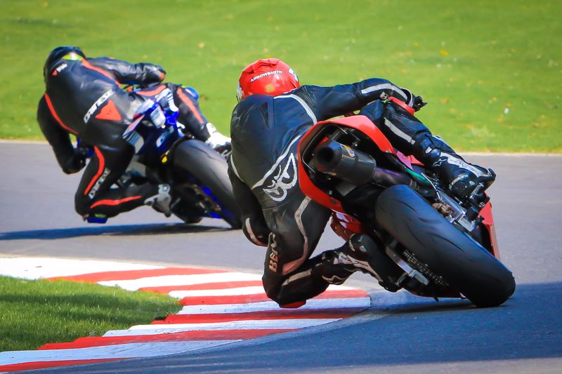 No Limits Racing provides varied two wheeled racing this weekend