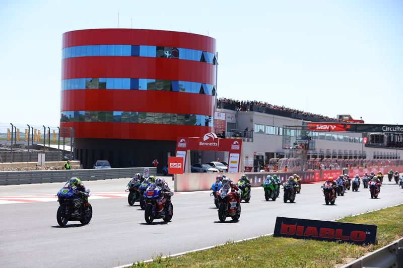 British race fans fall in love with the Navarra region!