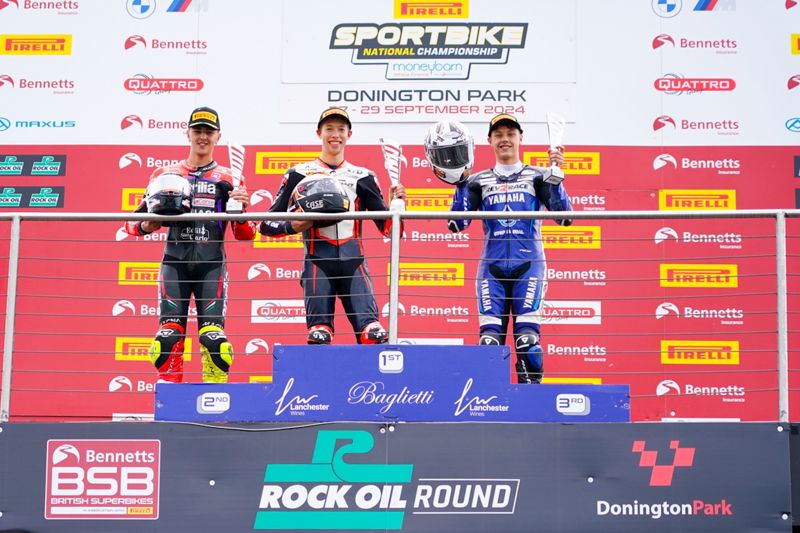 Pirelli National Sportbike with Moneybarn Vehicle Finance: Strudwick beats Colombi as Cooper crashes out