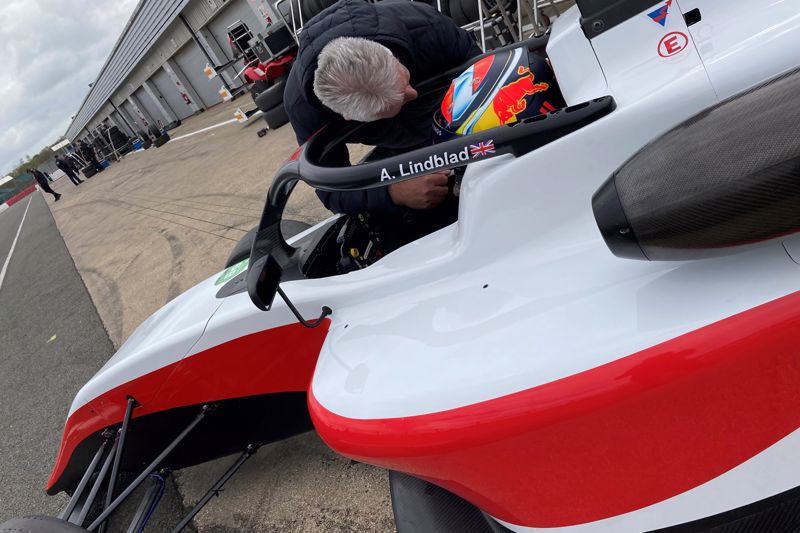 F3 ace Lindblad tops third GB3 session at Silverstone