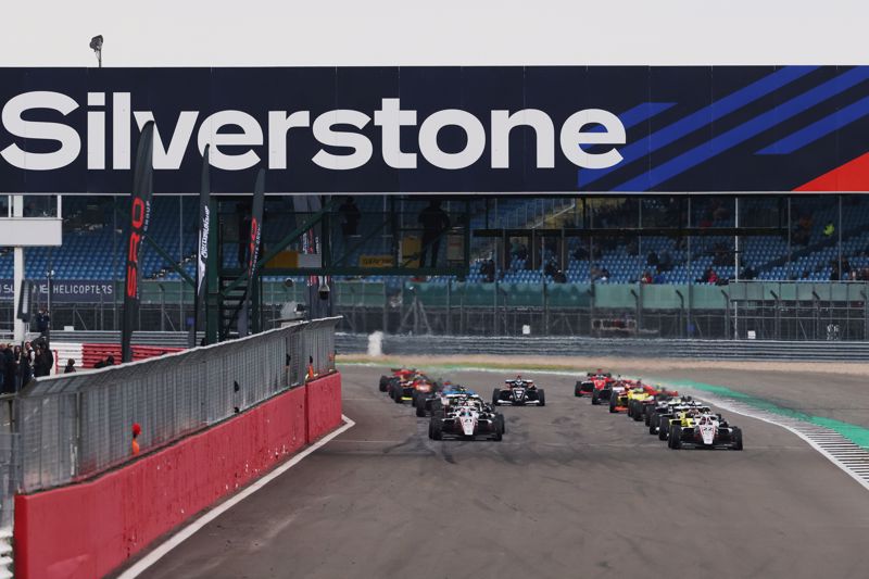 Final Silverstone race to run to race two format